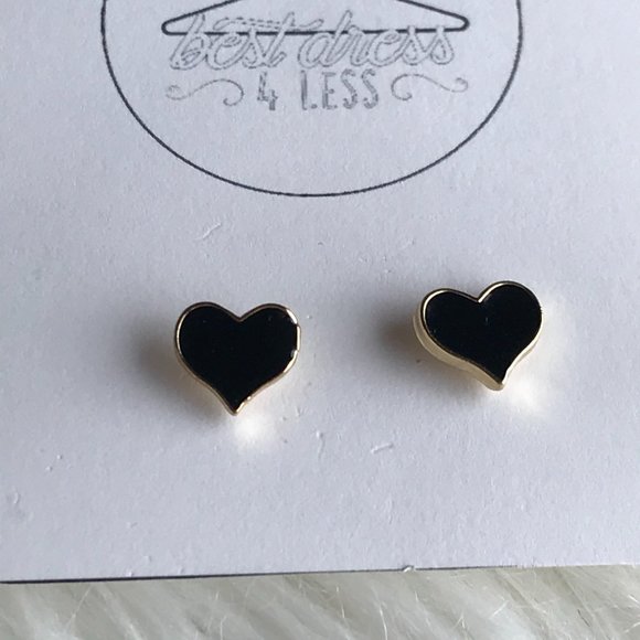 Gothic Black Heart Enamel Stud Earrings - Picture 2 of 5
